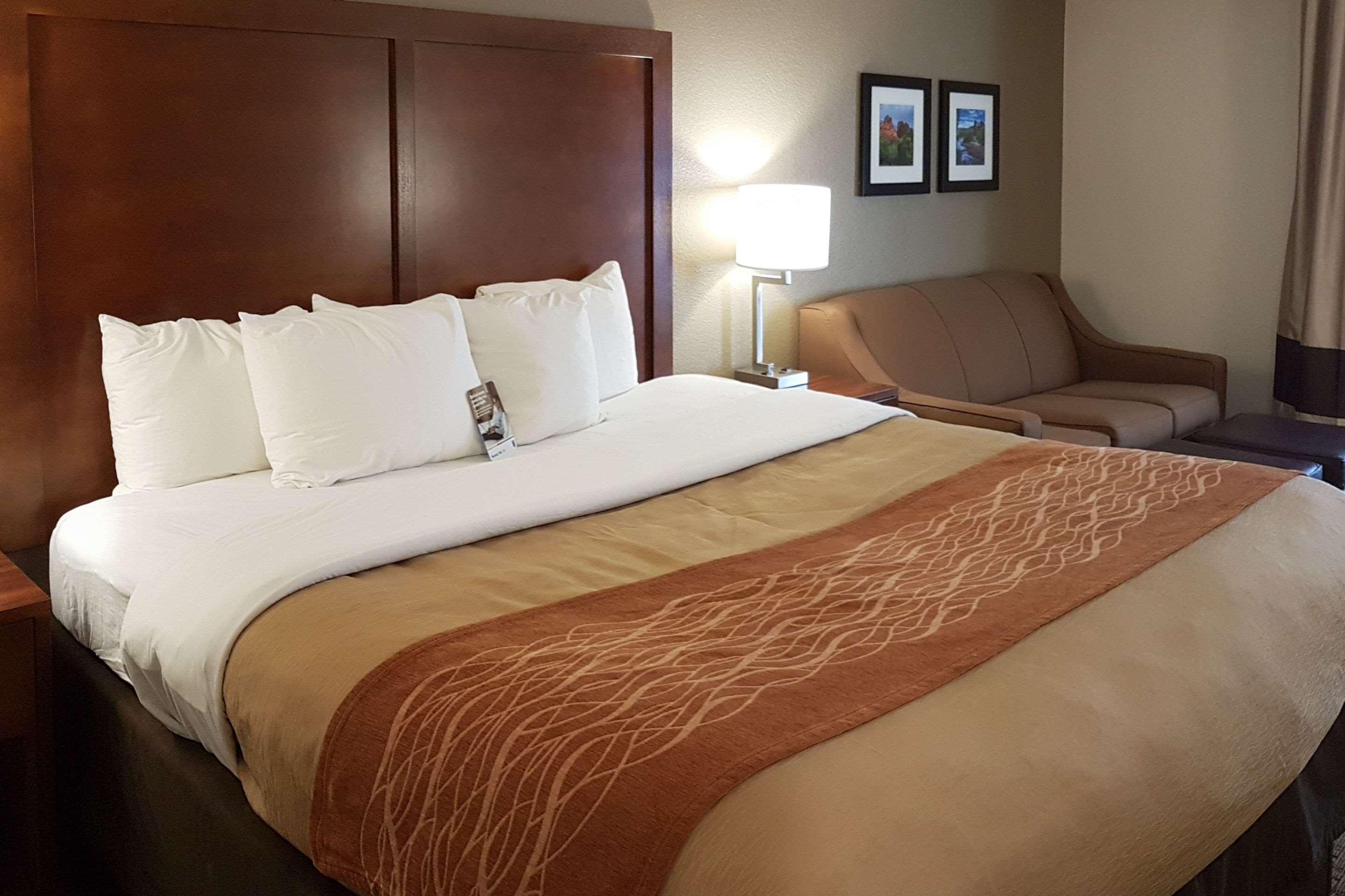 פיניקס Comfort Inn I-10 West At 51St Ave מראה חיצוני תמונה