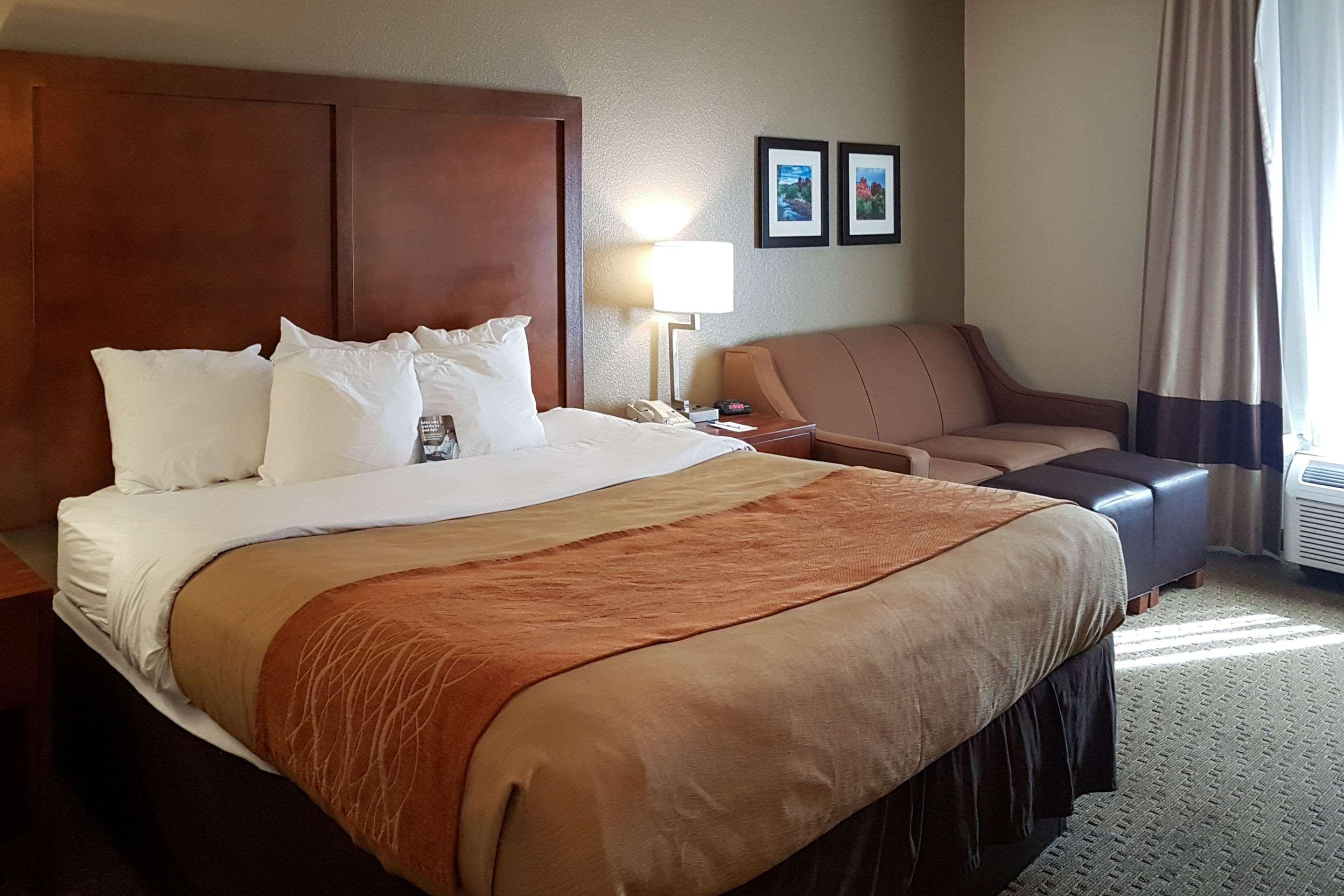 פיניקס Comfort Inn I-10 West At 51St Ave מראה חיצוני תמונה