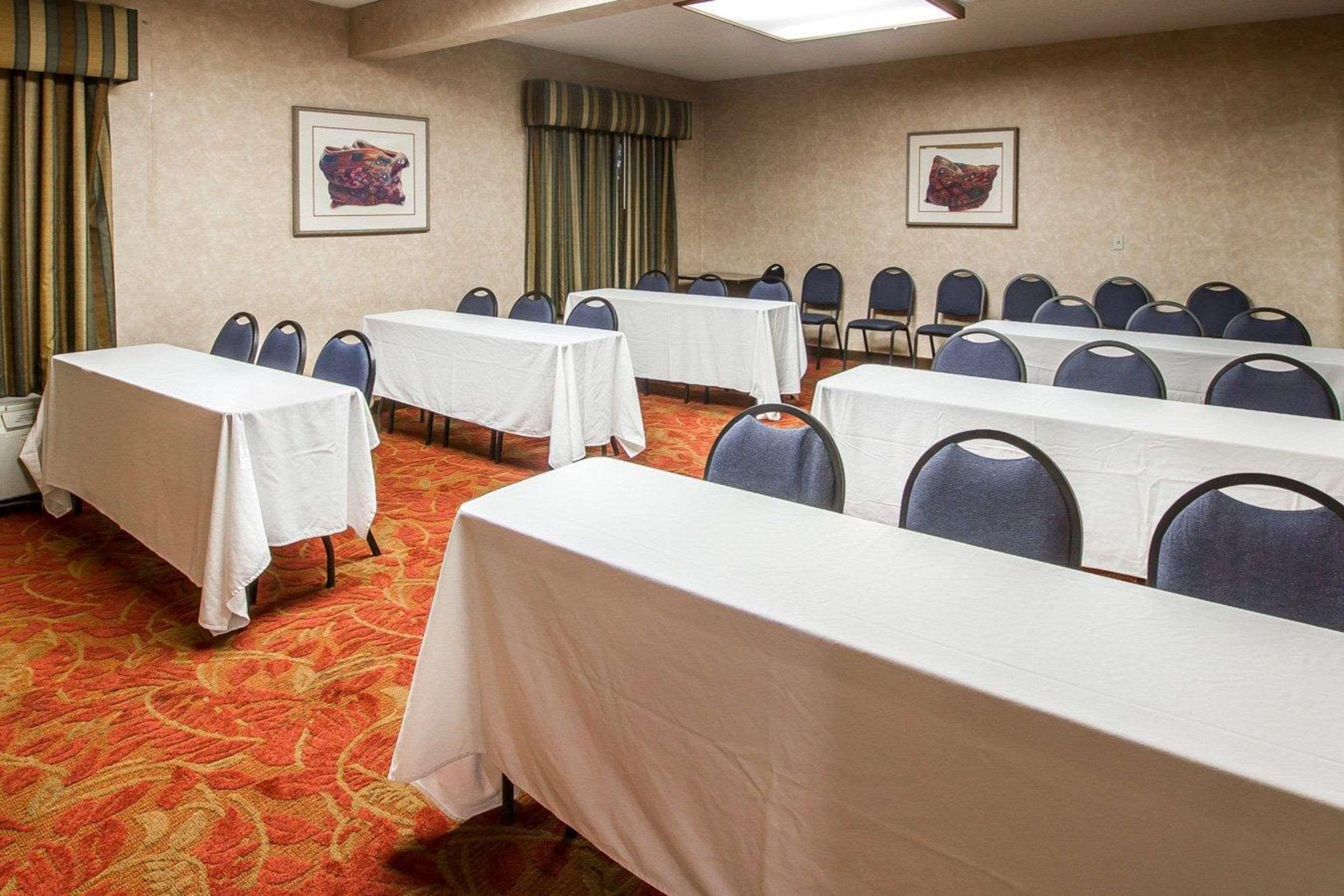 פיניקס Comfort Inn I-10 West At 51St Ave מראה חיצוני תמונה