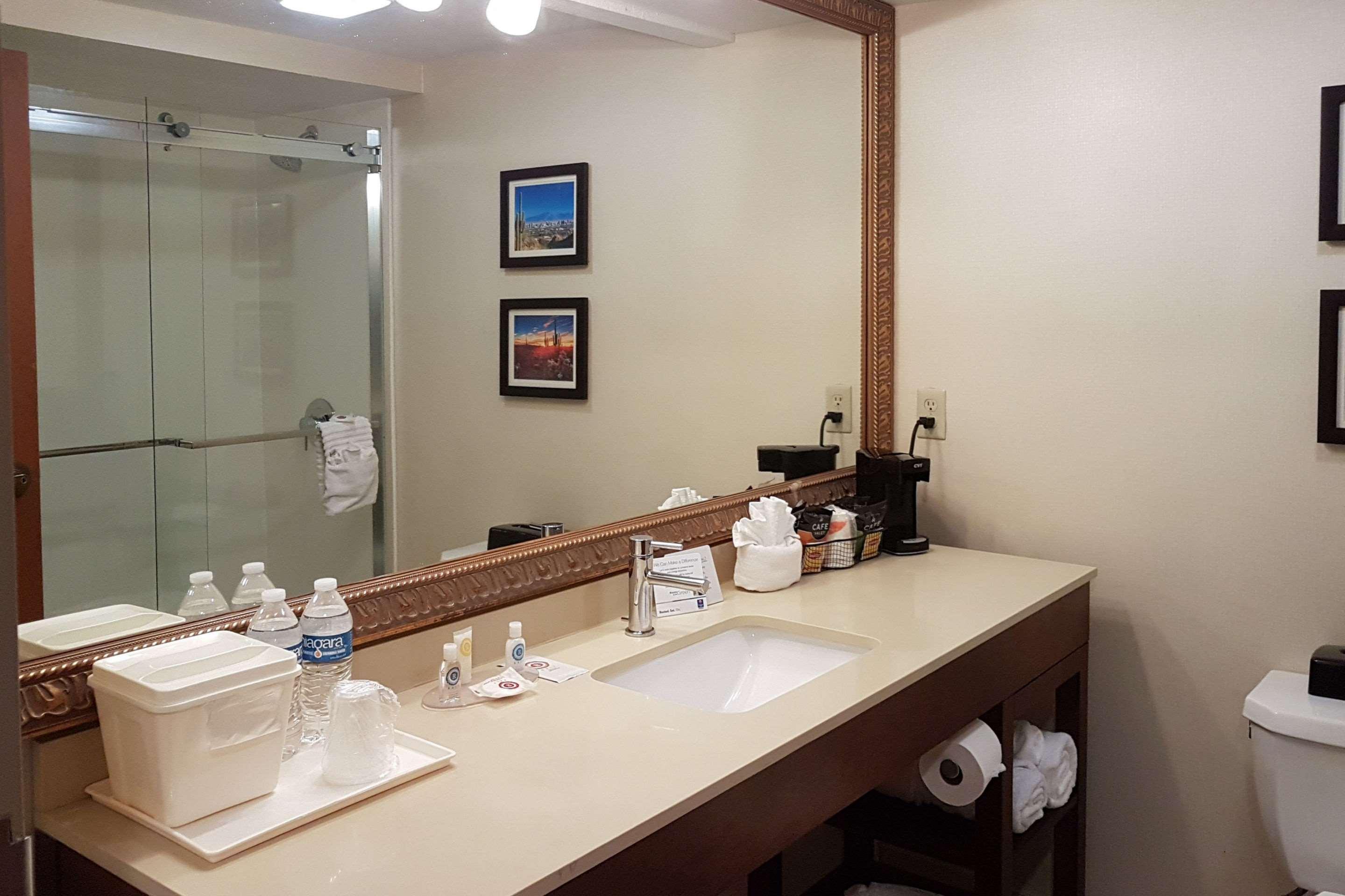 פיניקס Comfort Inn I-10 West At 51St Ave מראה חיצוני תמונה