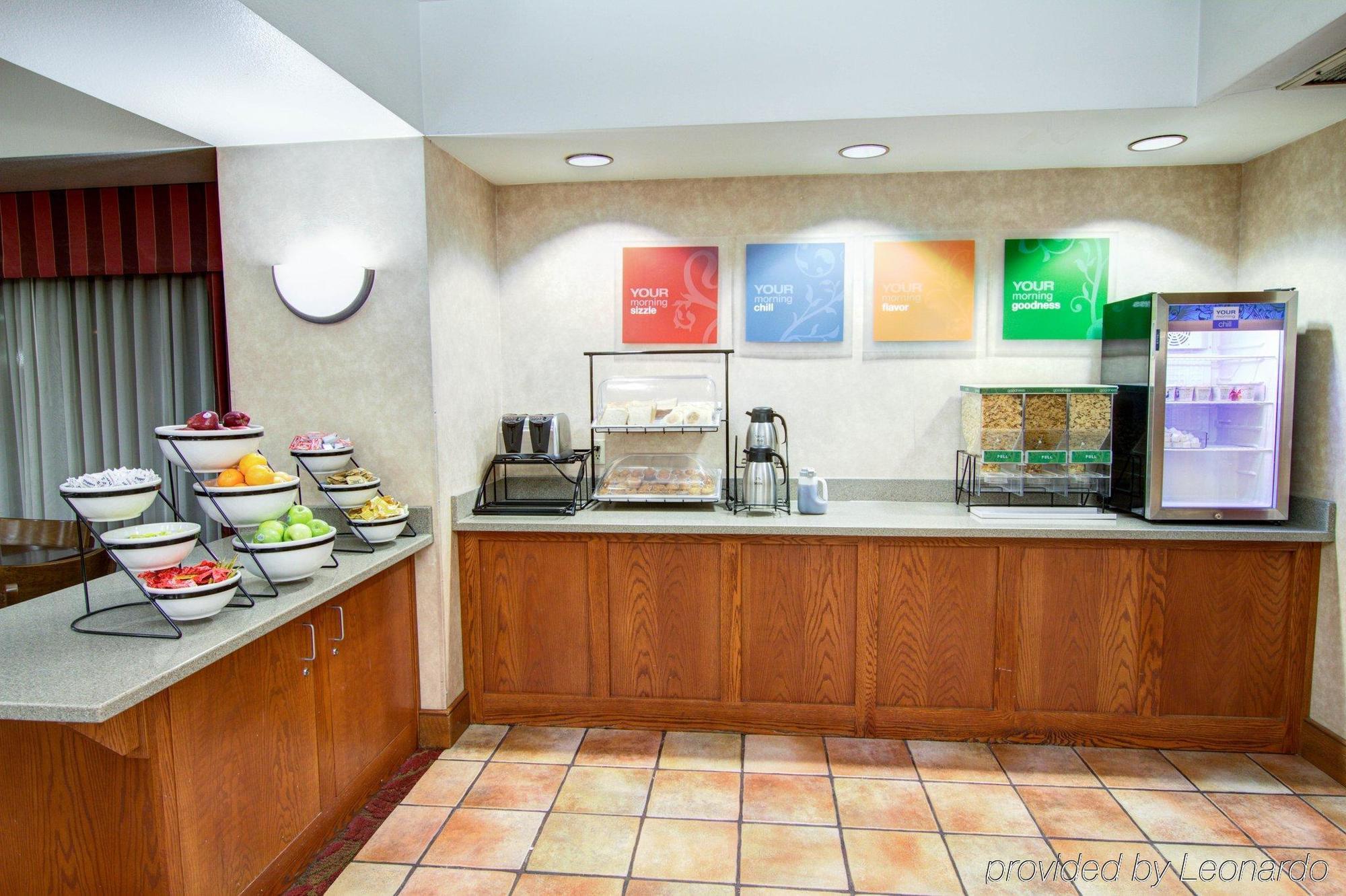 פיניקס Comfort Inn I-10 West At 51St Ave מראה חיצוני תמונה
