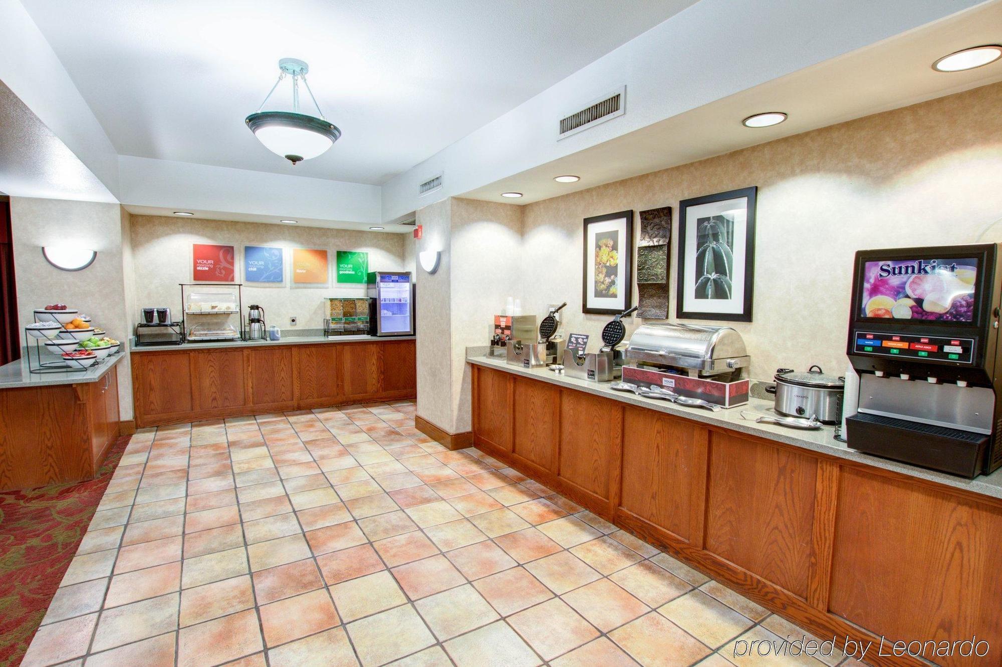 פיניקס Comfort Inn I-10 West At 51St Ave מראה חיצוני תמונה