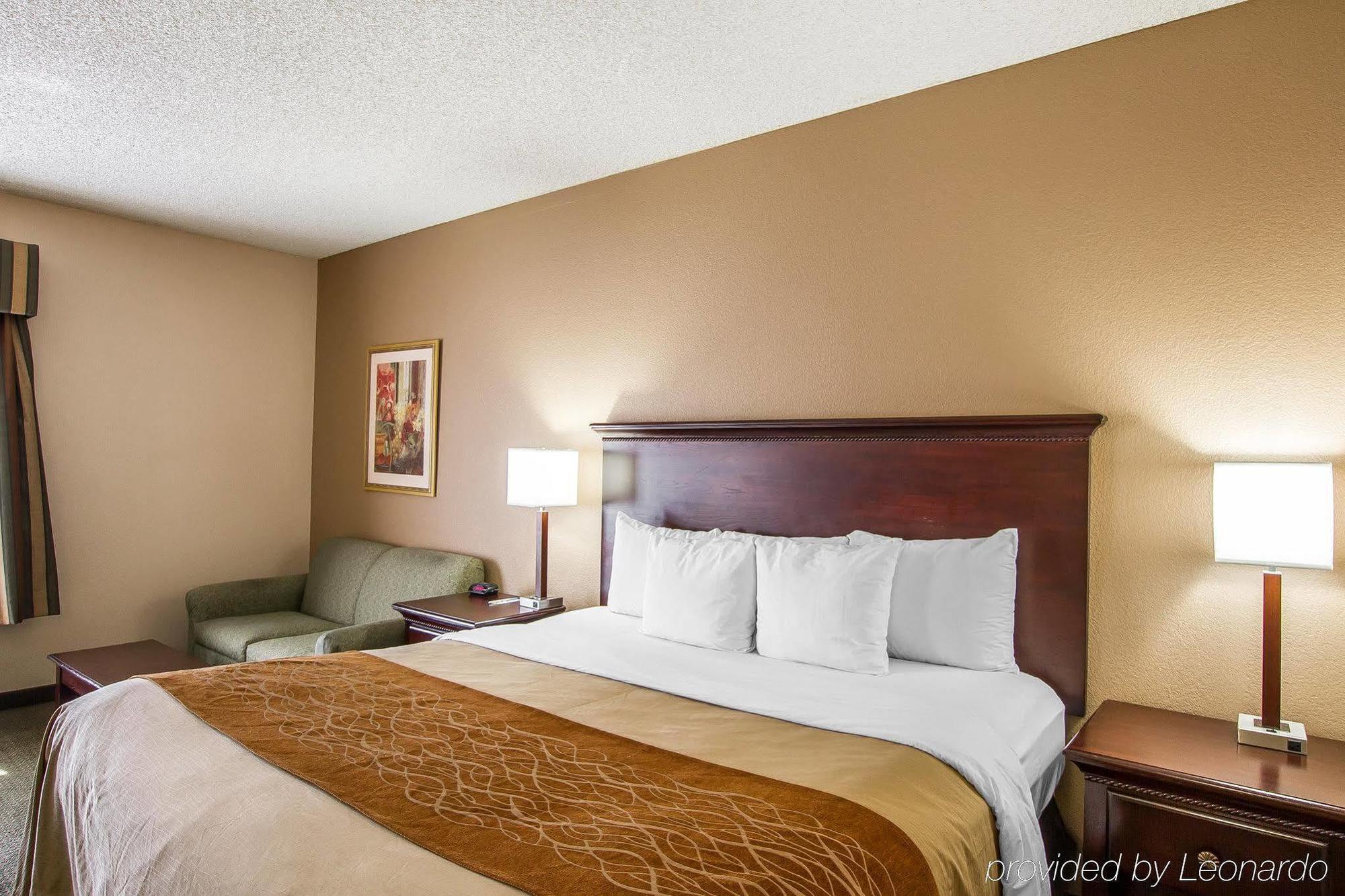 פיניקס Comfort Inn I-10 West At 51St Ave מראה חיצוני תמונה