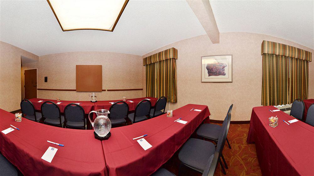 פיניקס Comfort Inn I-10 West At 51St Ave מראה חיצוני תמונה